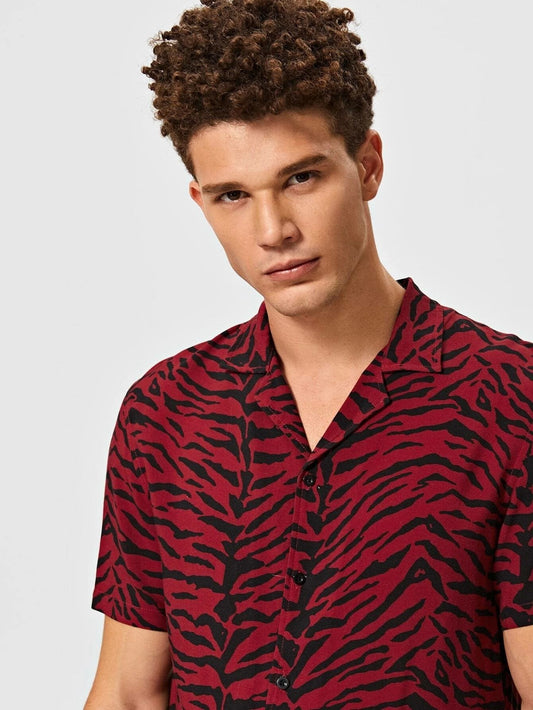 Men Notched Collar Tiger Striped Shirt