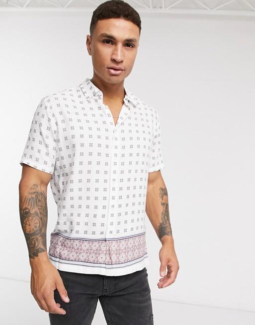 Regular Fit Shirt In Geo Print