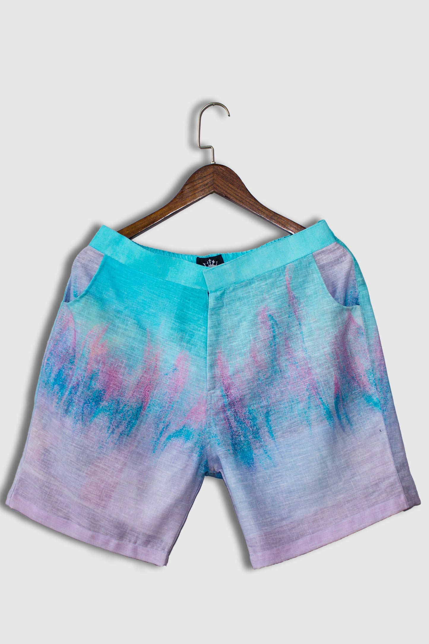 Linen Tie Dye Beutifull Wave Print Form Shorts By Brand Black jack