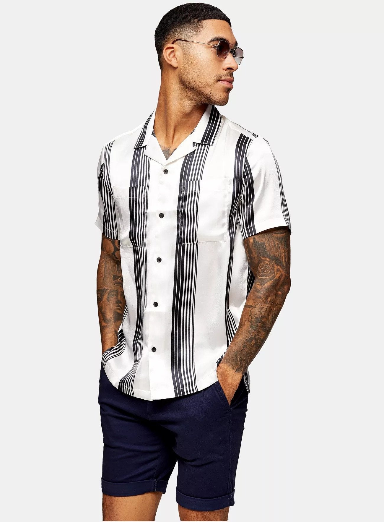 Black And White Stain Strip Slim Shirt